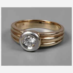 Damenring mit Brillant