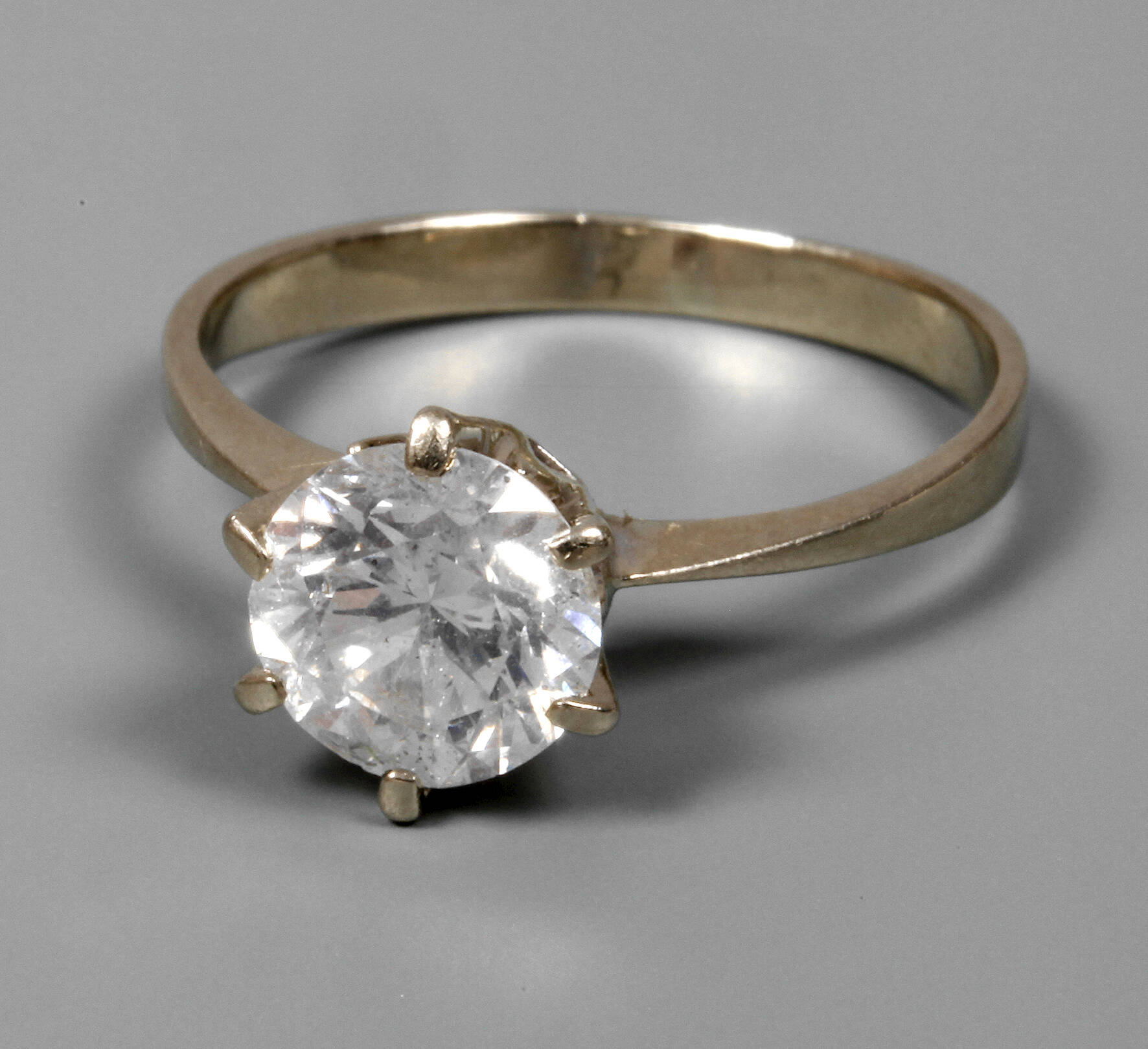 Damenring mit Brillant von ca. 1,2 ct