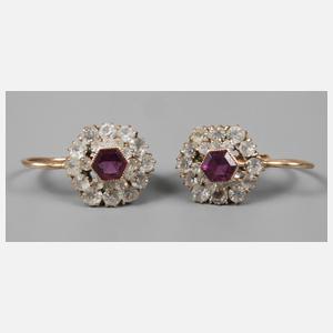 Paar Ohrhänger mit Granaten