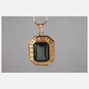 Schmuckset mit Steinbesatz