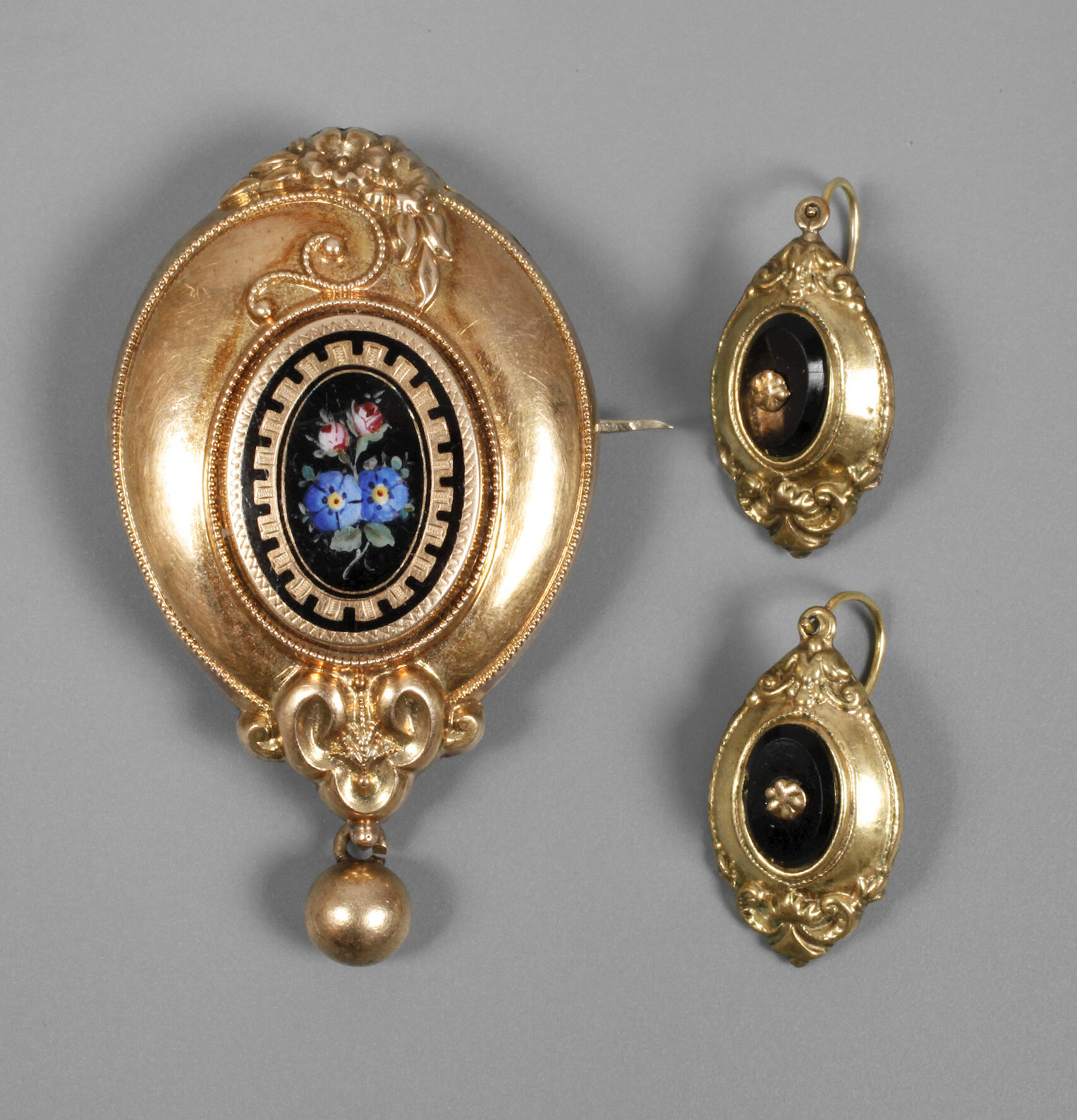 Biedermeierbrosche und -ohrhänger