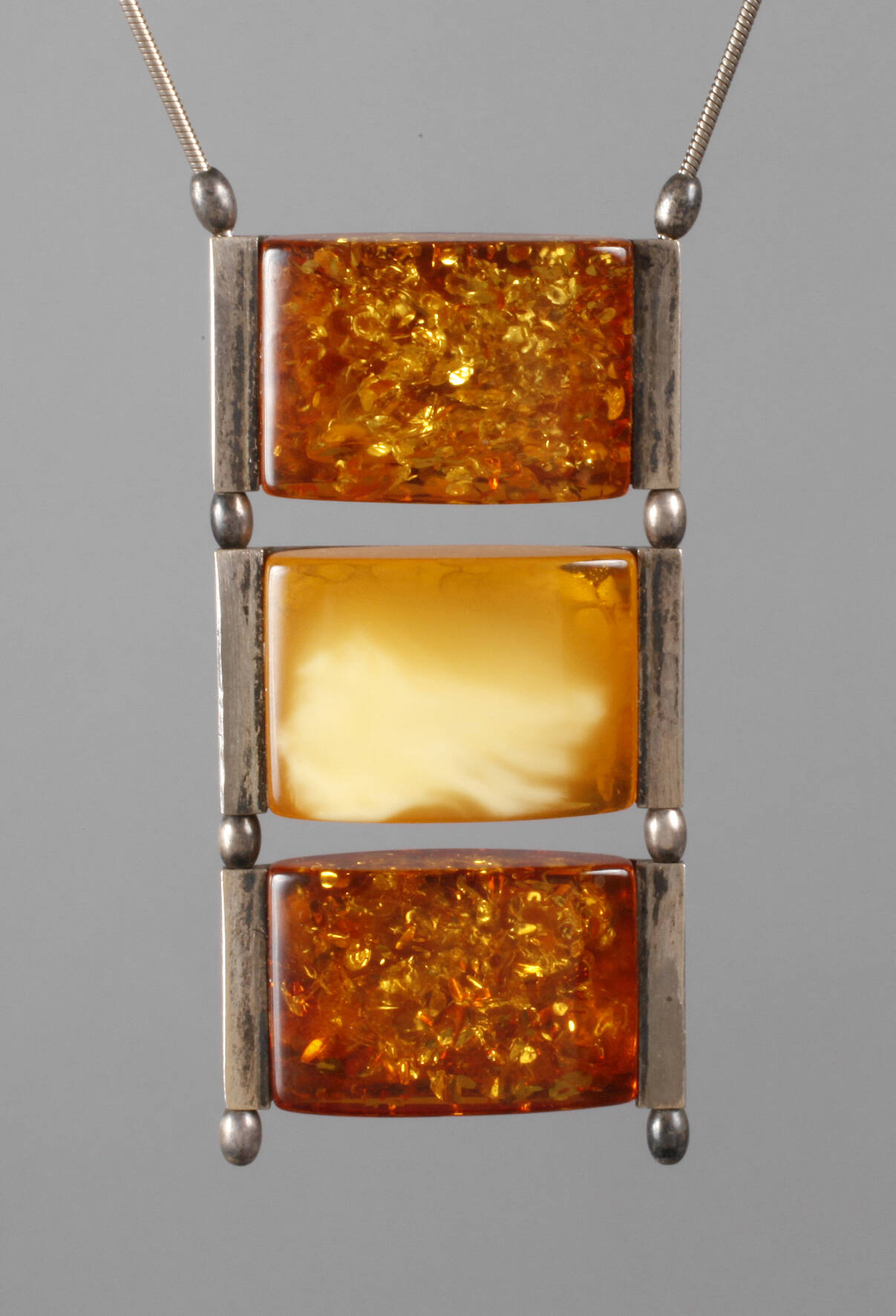 Designerkette mit Bernstein