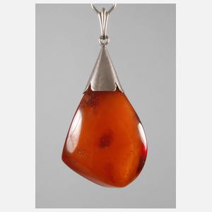 Großer Bernsteinanhänger