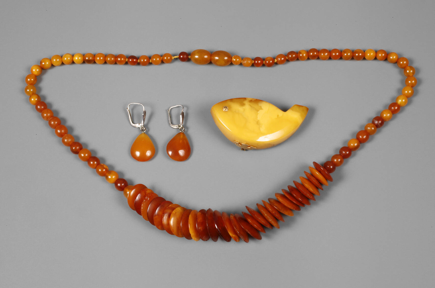 Konvolut Bernsteinschmuck