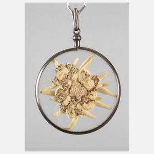 Anhänger mit Edelweiß