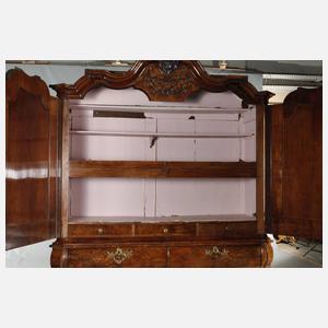 Prächtiges Aufsatzmöbel