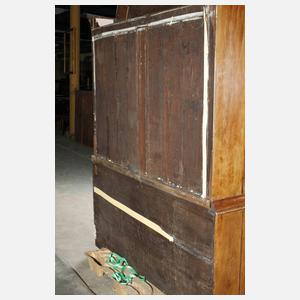 Prächtiges Aufsatzmöbel