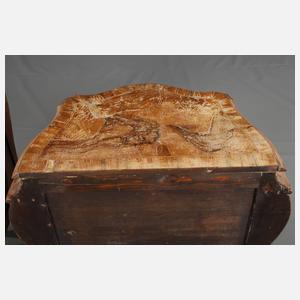 Paar venezianische Kommoden