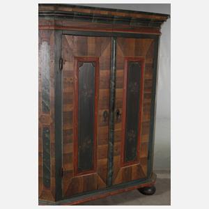 Großer Bauernschrank