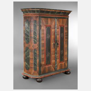 Großer Bauernschrank