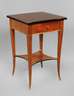 Kleiner Beistelltisch