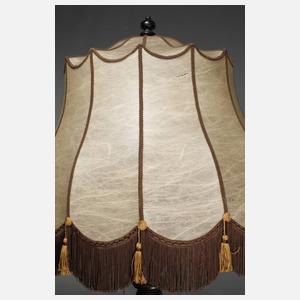 Geschnitzte Salonstehlampe