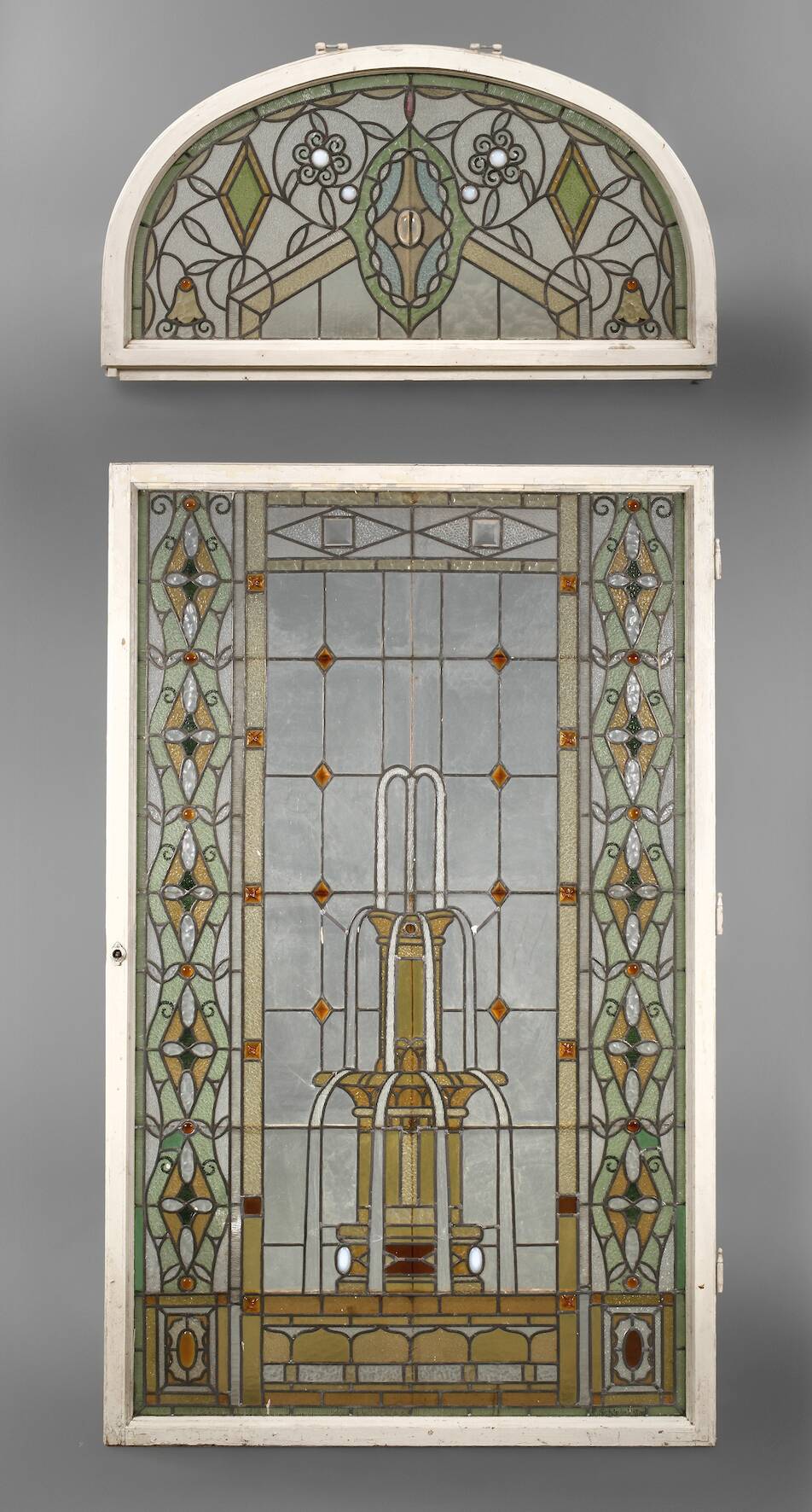 Großes Bleiglasfenster