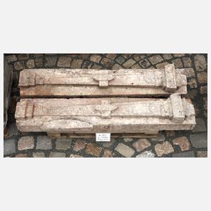 Paar Rochlitzer Porphyrsäulen