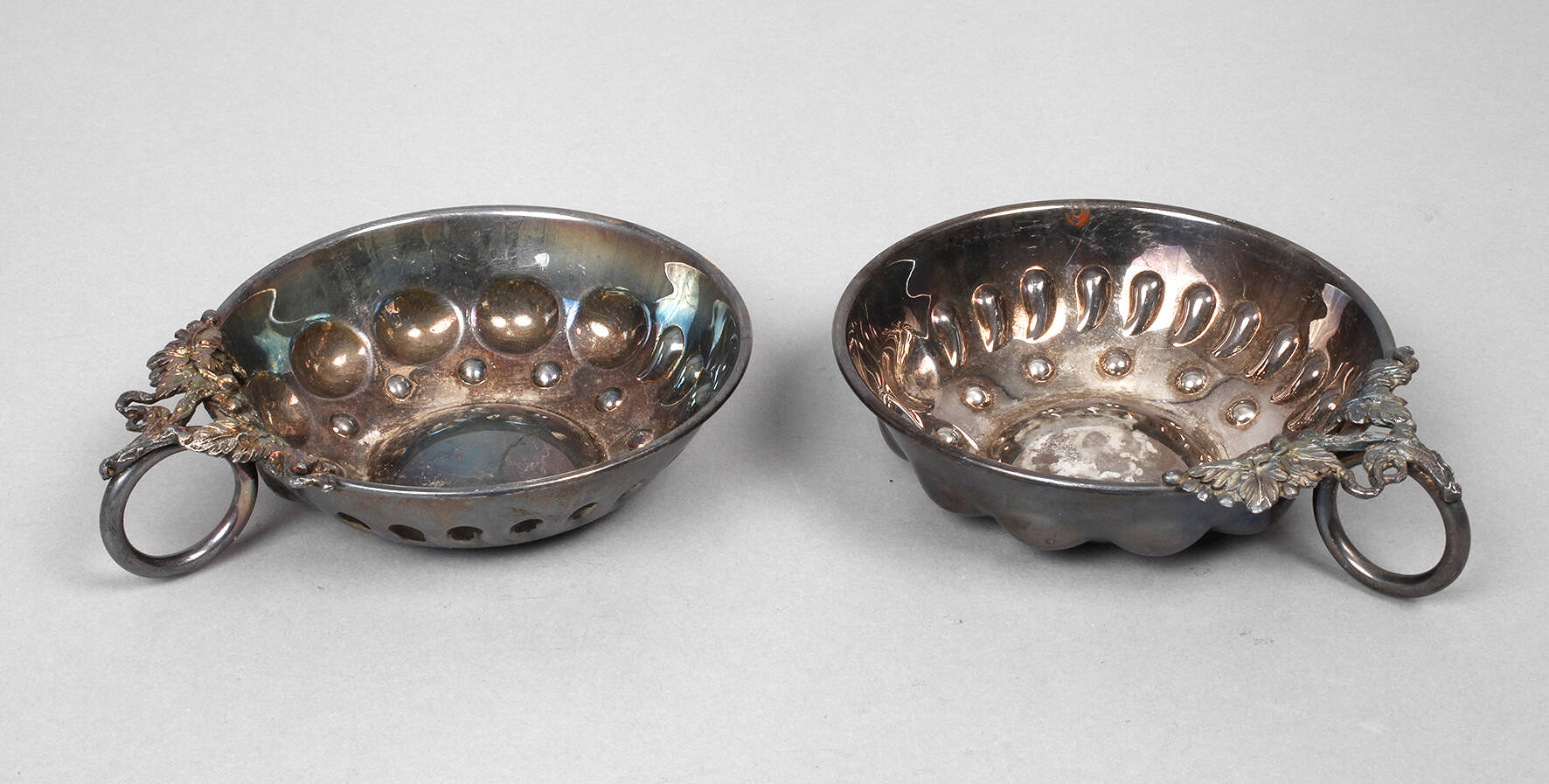 Zwei Brandweinschalen Silber