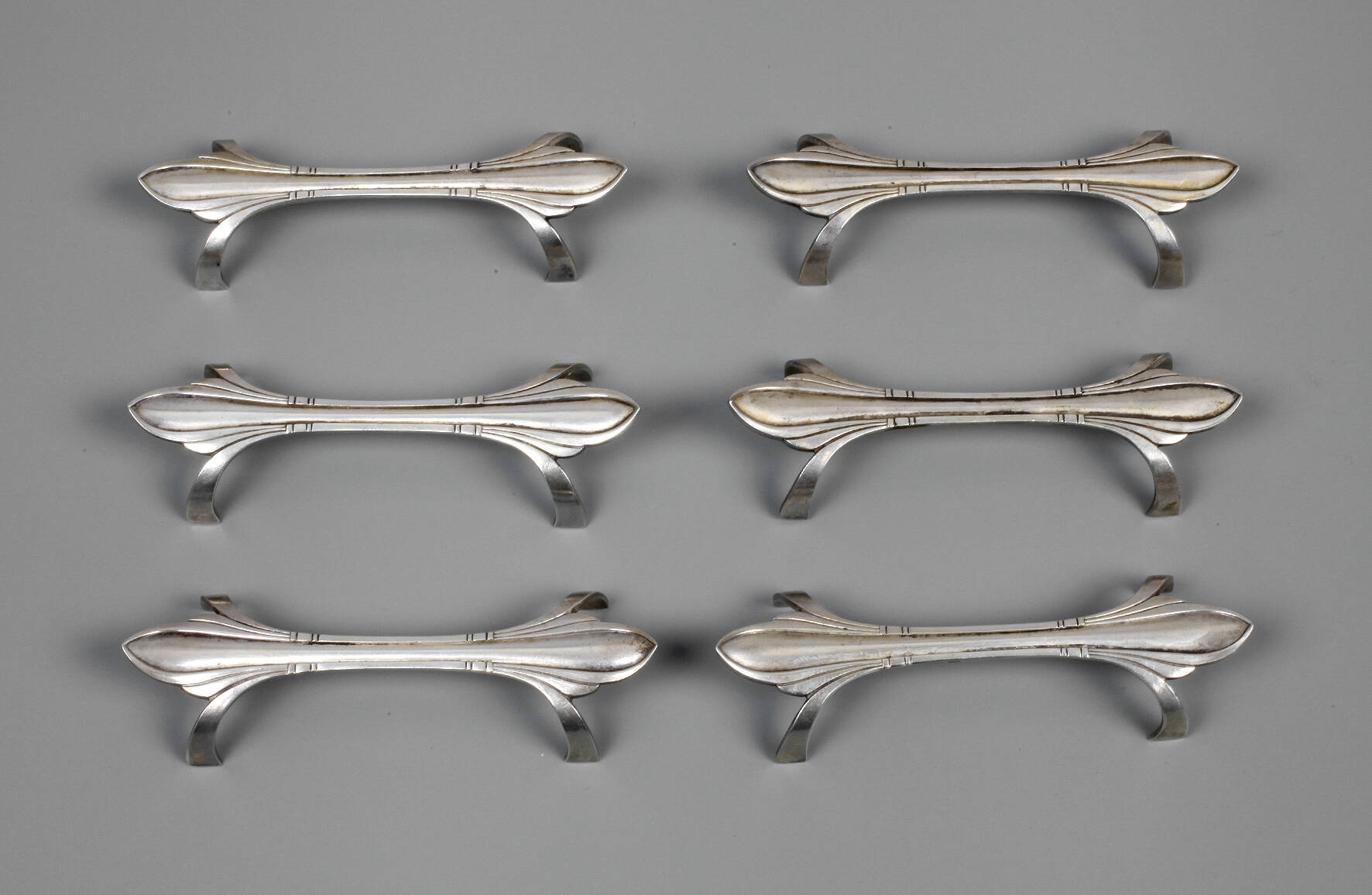 Friedrich Adler sechs Messerbänkchen