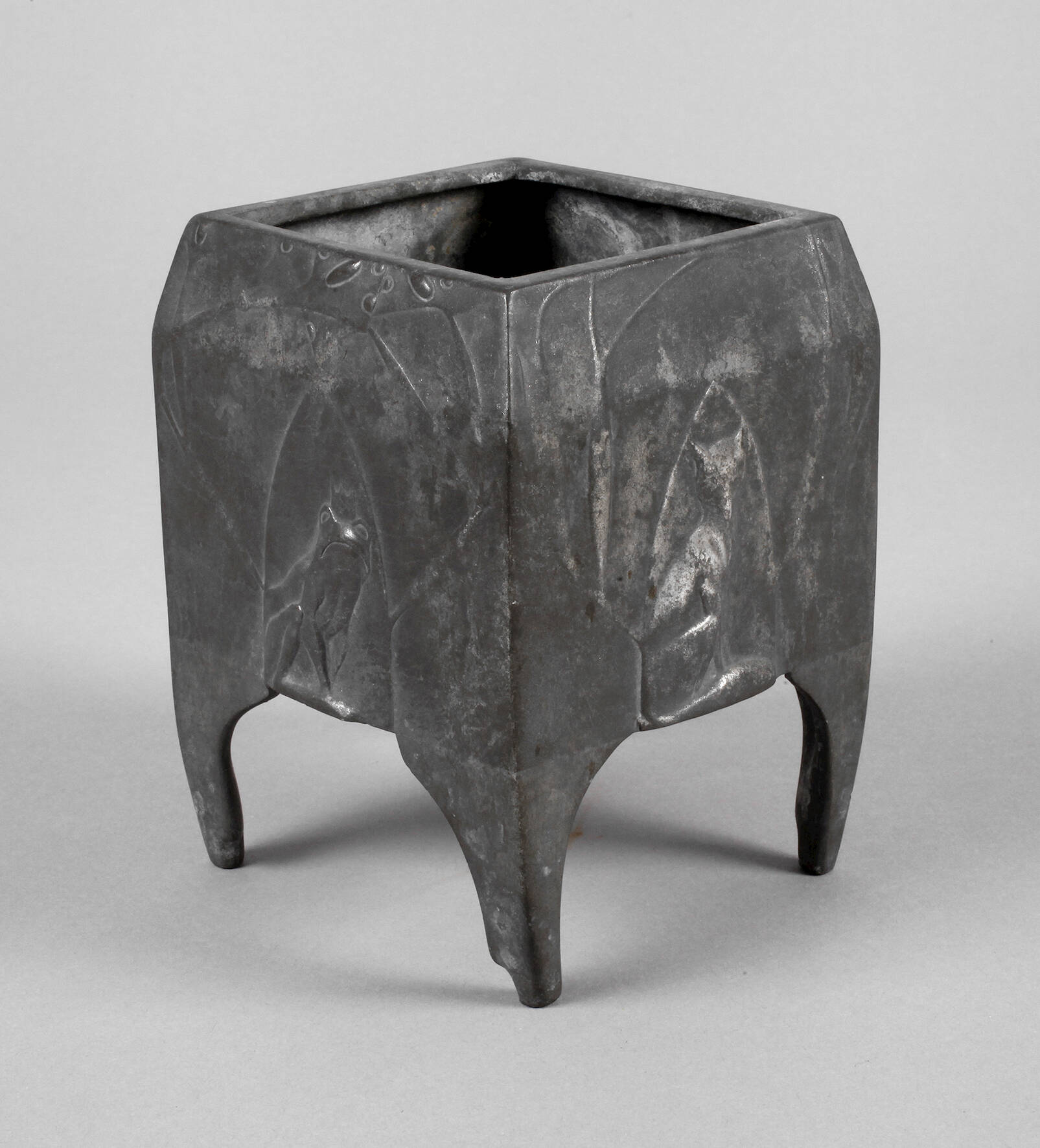 Karl Berghof Cachepot mit Tiermotiven