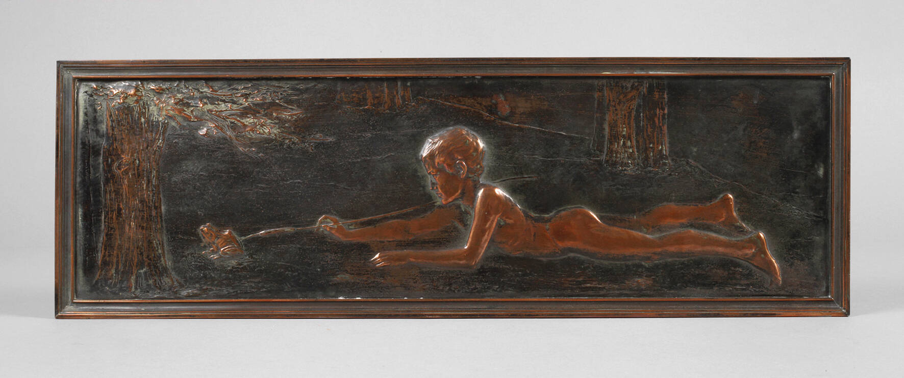 Kupferrelief Knabe mit Frosch