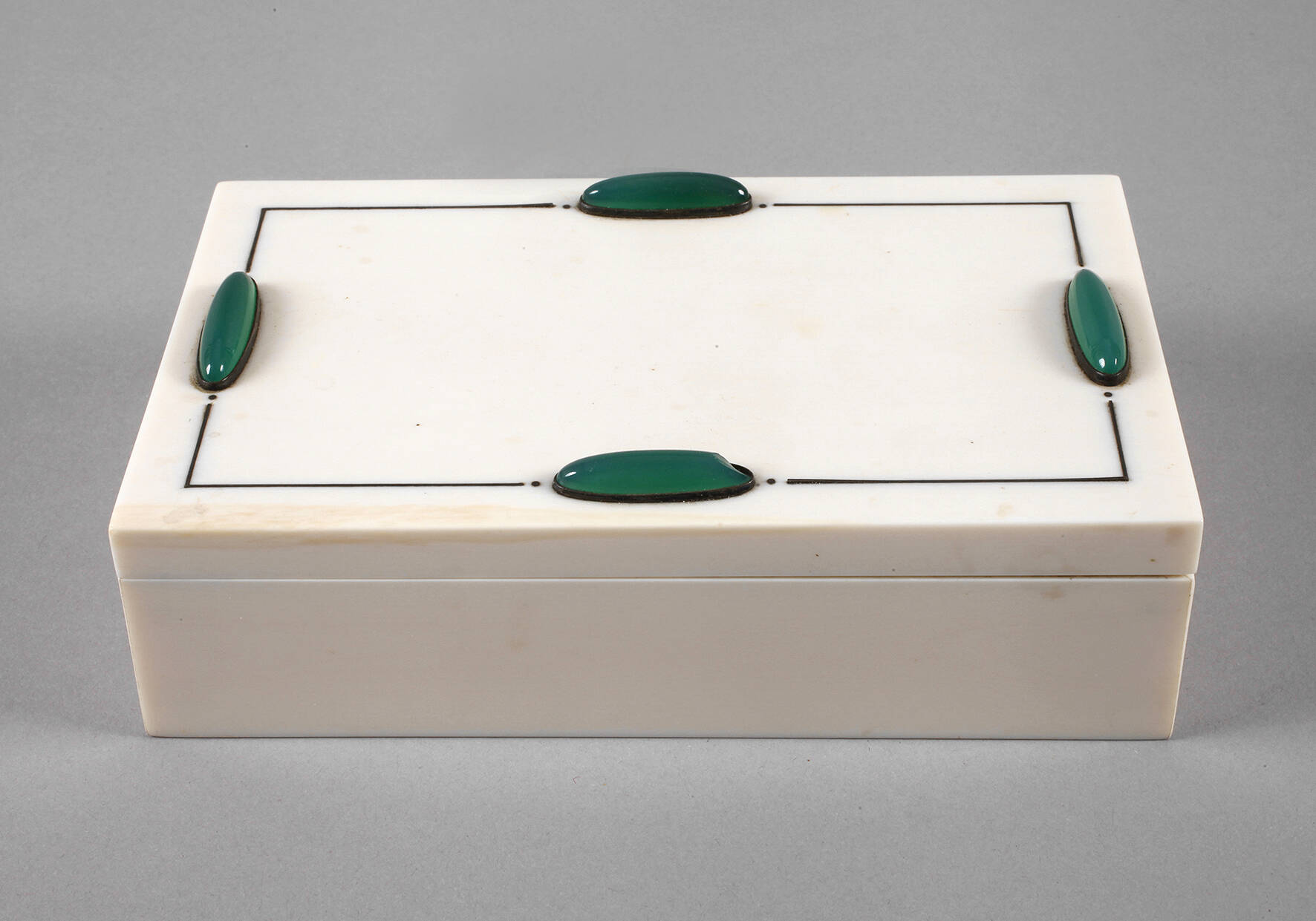 Feine Schmuckschatulle Elfenbein