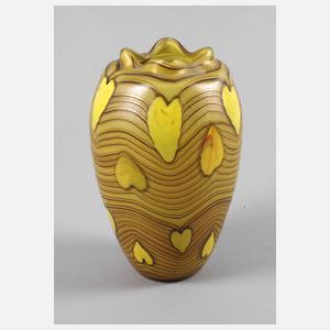 Vase mit Herzdekor