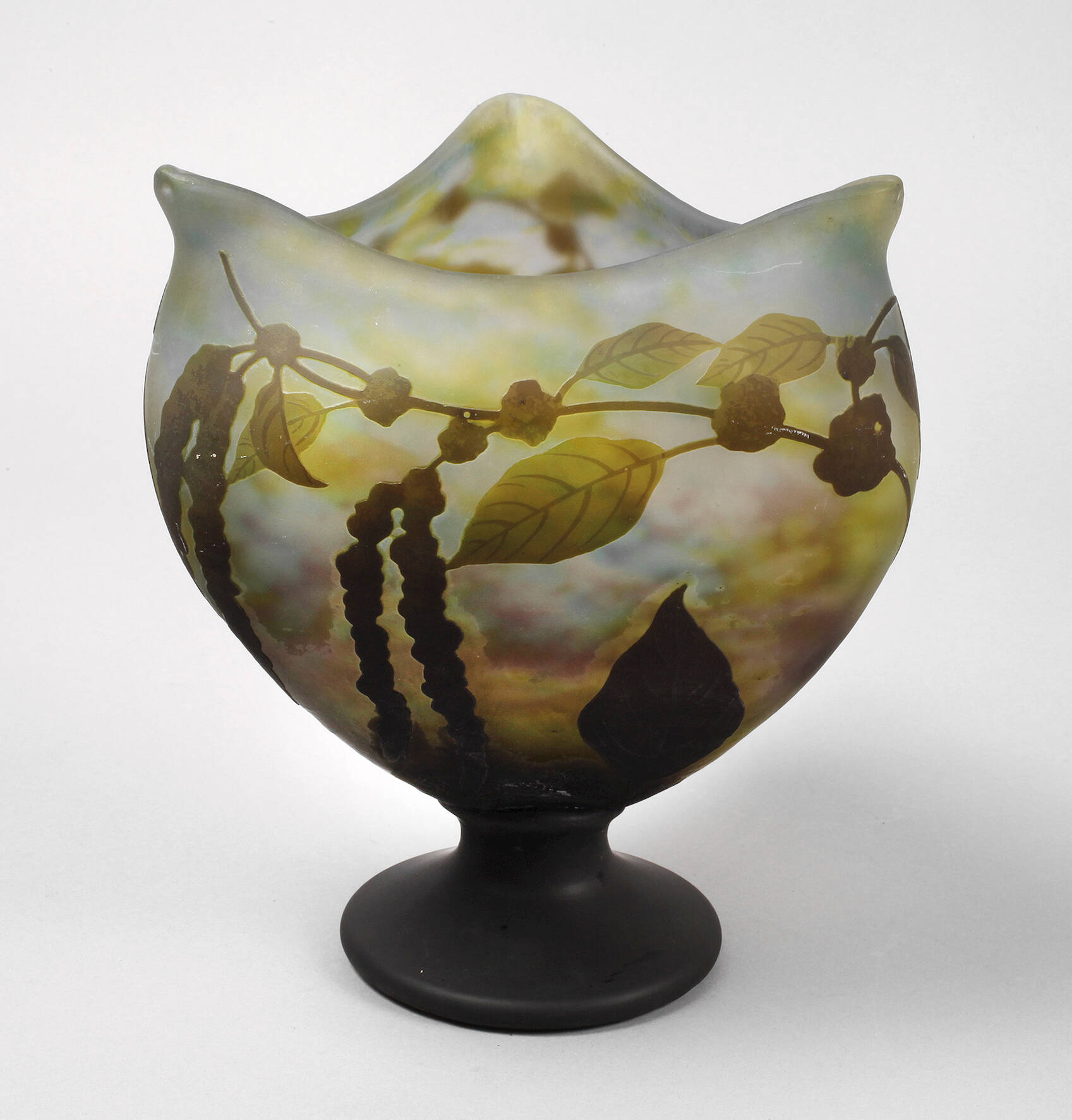 Daum Nancy seltene Dreieckschale