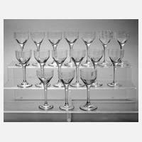 Sechzehn Schnaps-/Likörgläser111