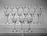 Sechzehn Schnaps-/Likörgläser