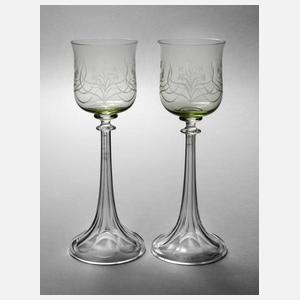 Paar elegante Weinrömer