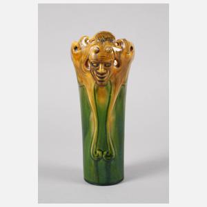 Vase mit Faunenköpfen