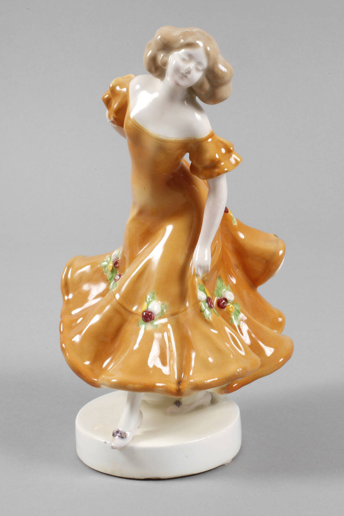 Goldscheider Wien Tänzerin