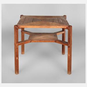 Konstruktivistischer Tisch