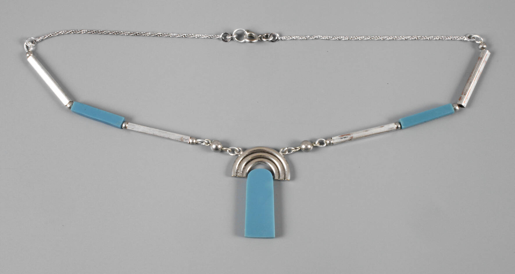 Jakob Bengel Collier mit Galalith