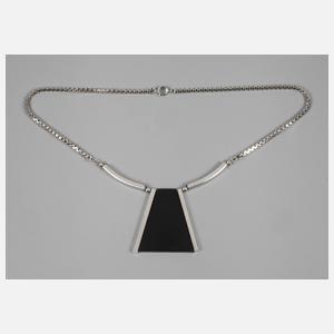 Jakob Bengel Collier mit Galalith