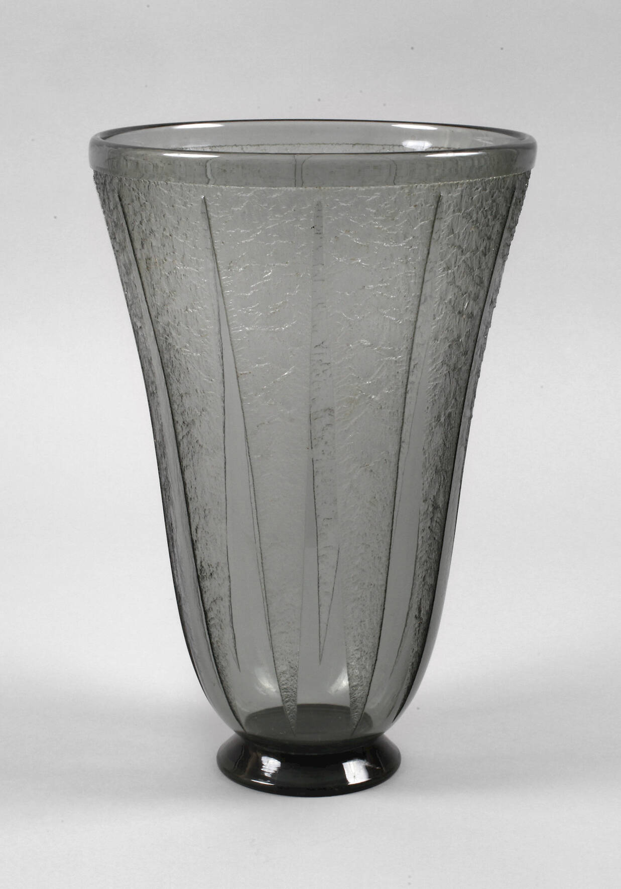 Daum Nancy große Rauchglasvase Art Dèco