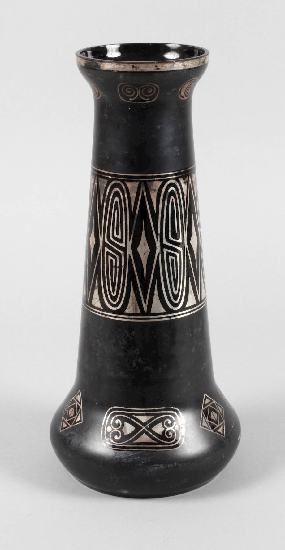 Große Vase Art déco