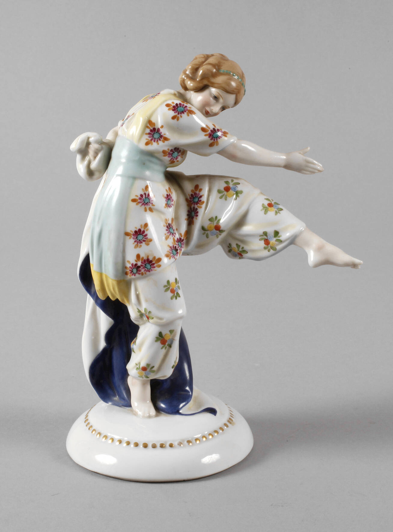 Katzhütte Tänzerin Art déco