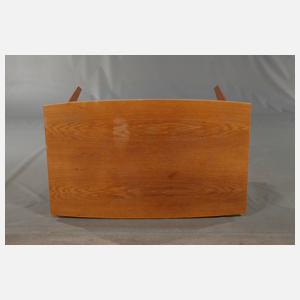 Ausziehtisch und drei Sessel Hellerau