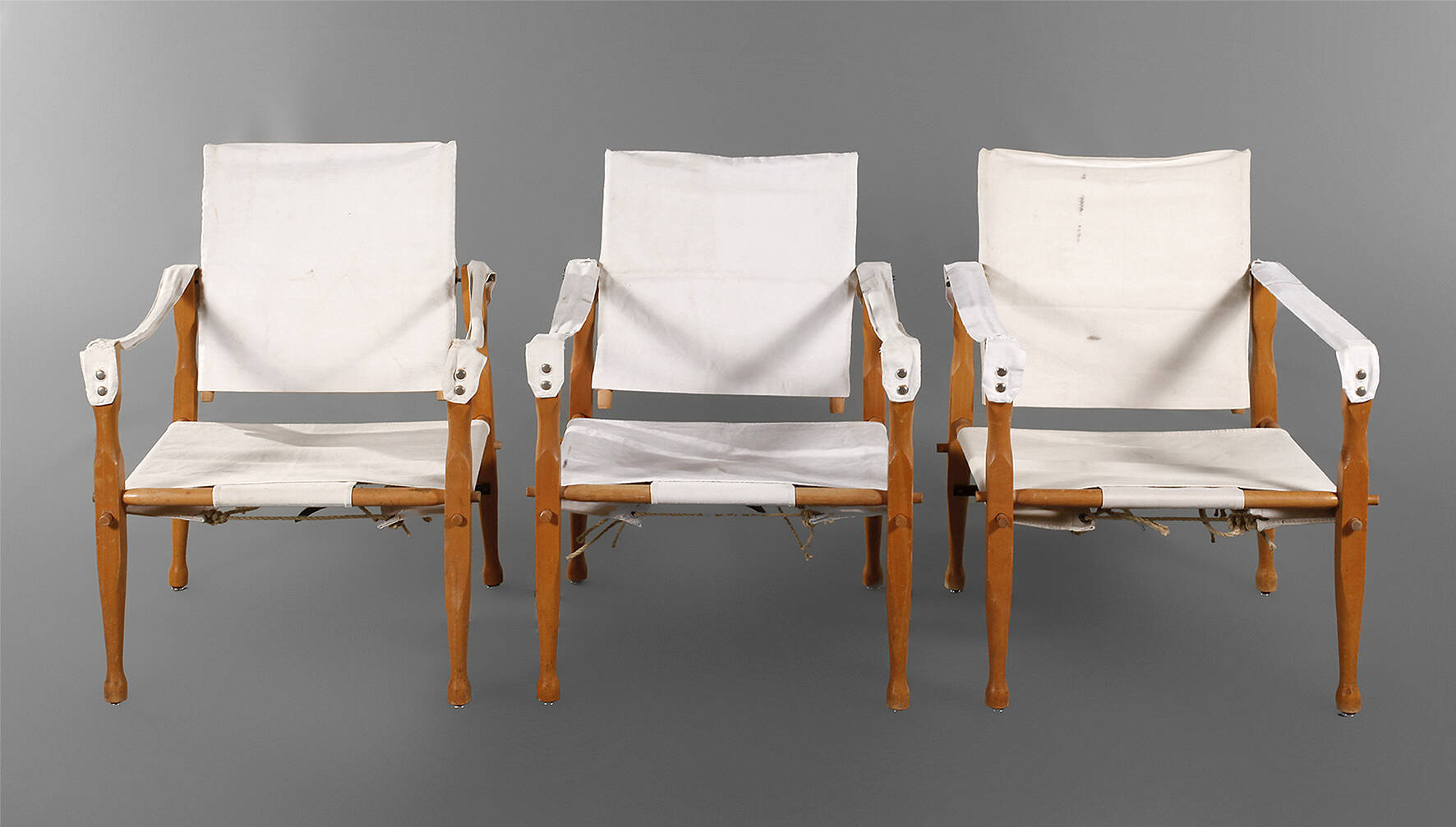 Drei Safari Chairs