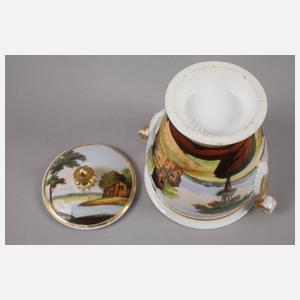 Fünf Teile Biedermeierporzellan