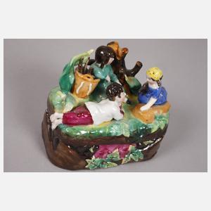 Figürliche Deckeldose