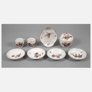 Ludwigsburg acht Teile Schuppendekor