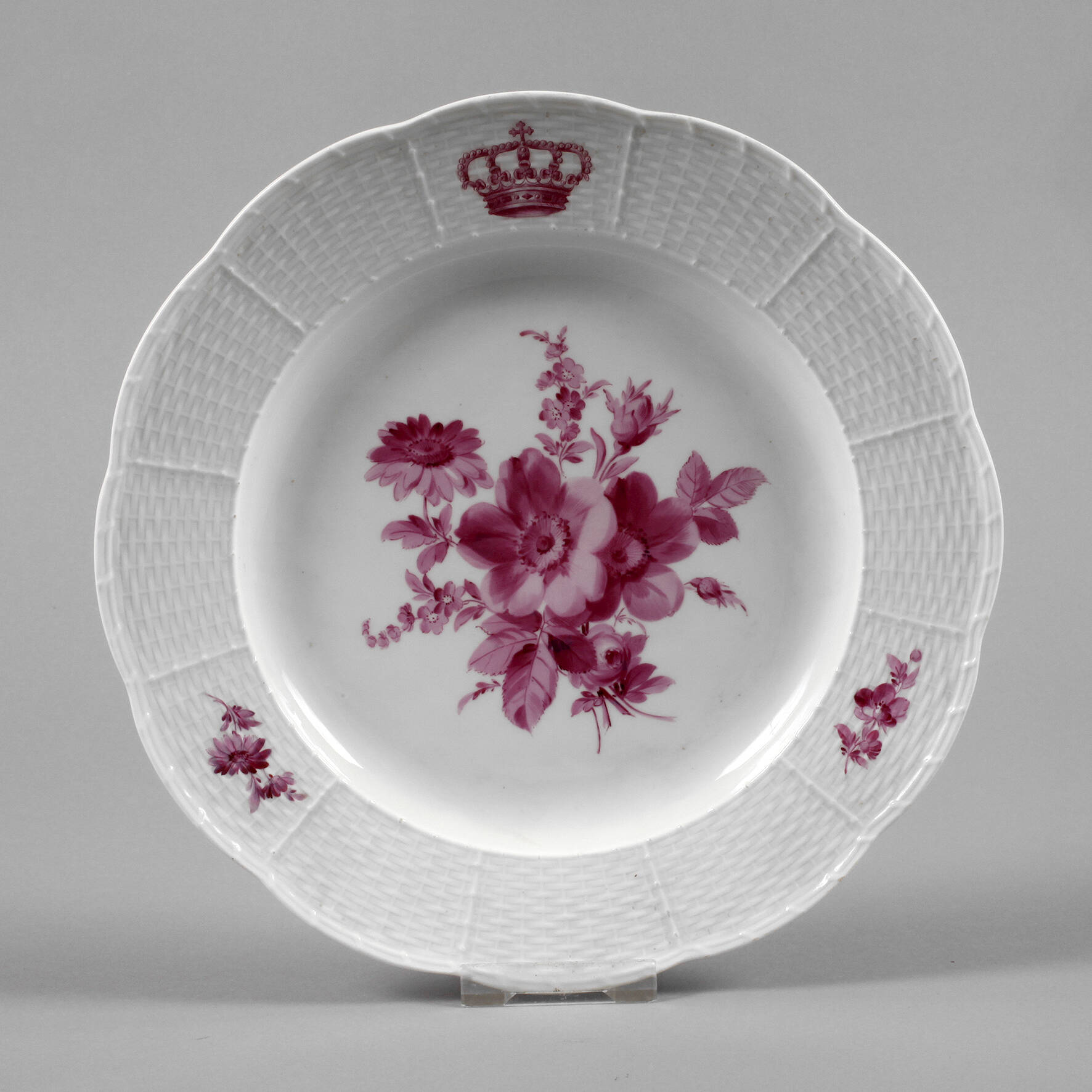 Meissen Teller aus Adelsbesitz