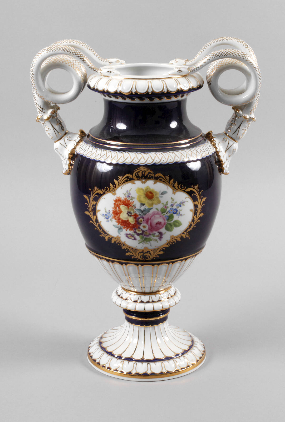 Meissen große Schlangenhenkelvase mit Kobalt