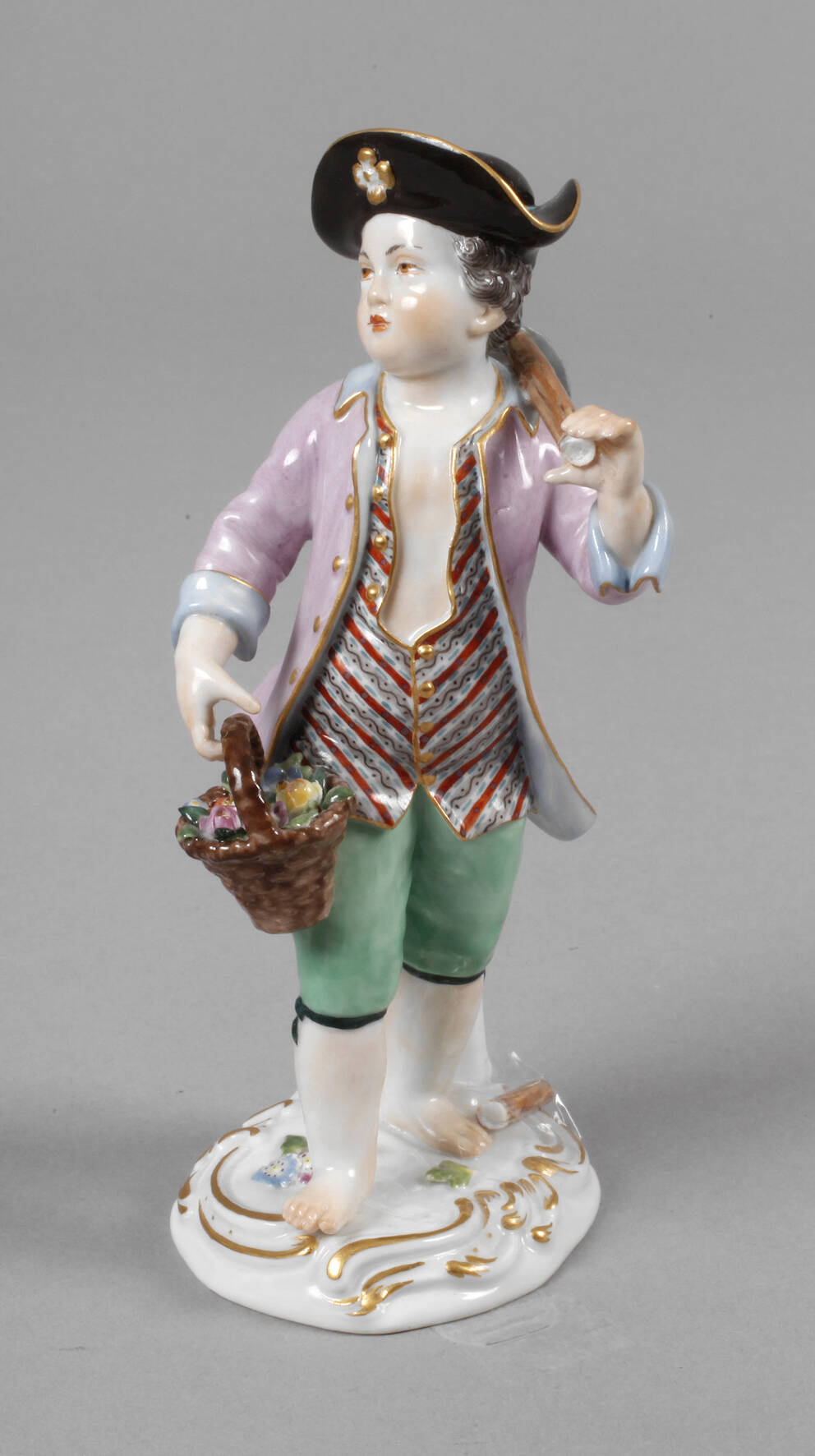 Meissen "Gärtnerkind mit Hacke und Korb"