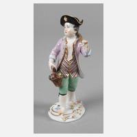 Meissen "Gärtnerkind mit Hacke und Korb"111