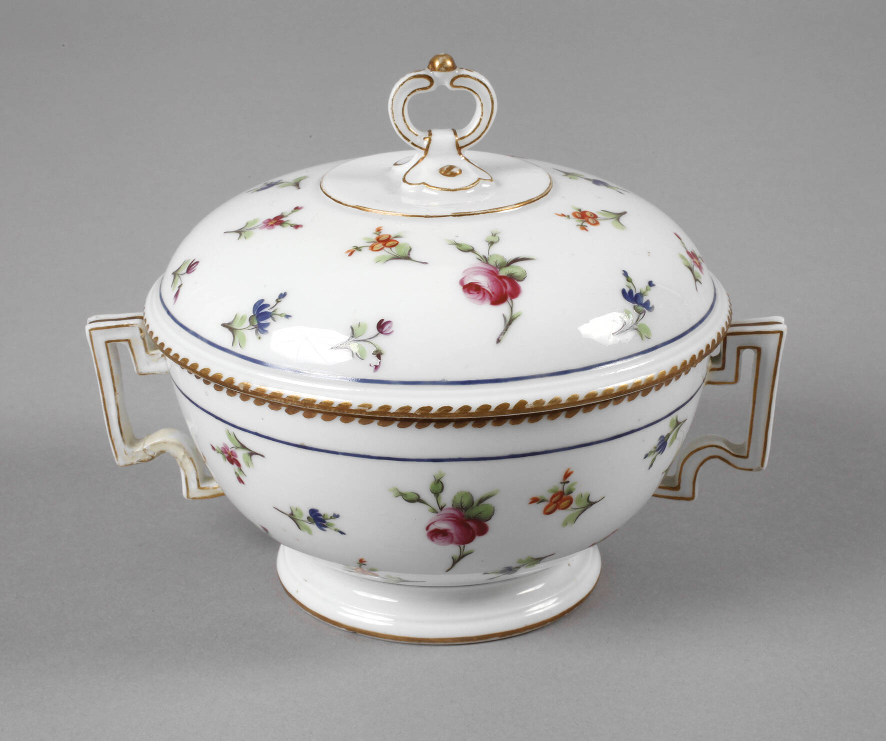 Passau klassizistische Deckeldose