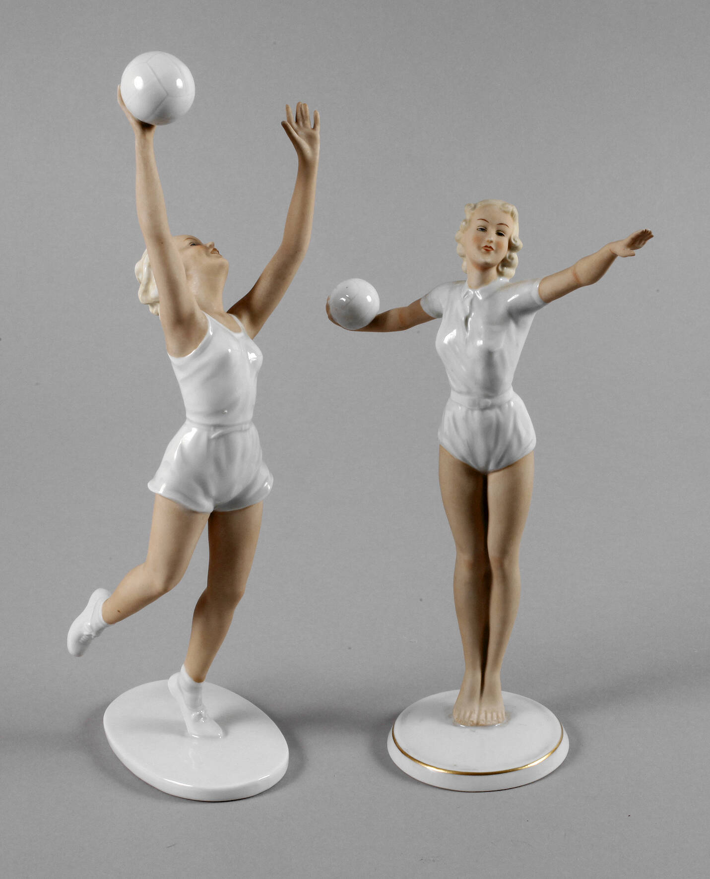 Schaubachkunst zwei Ballspielerinnen