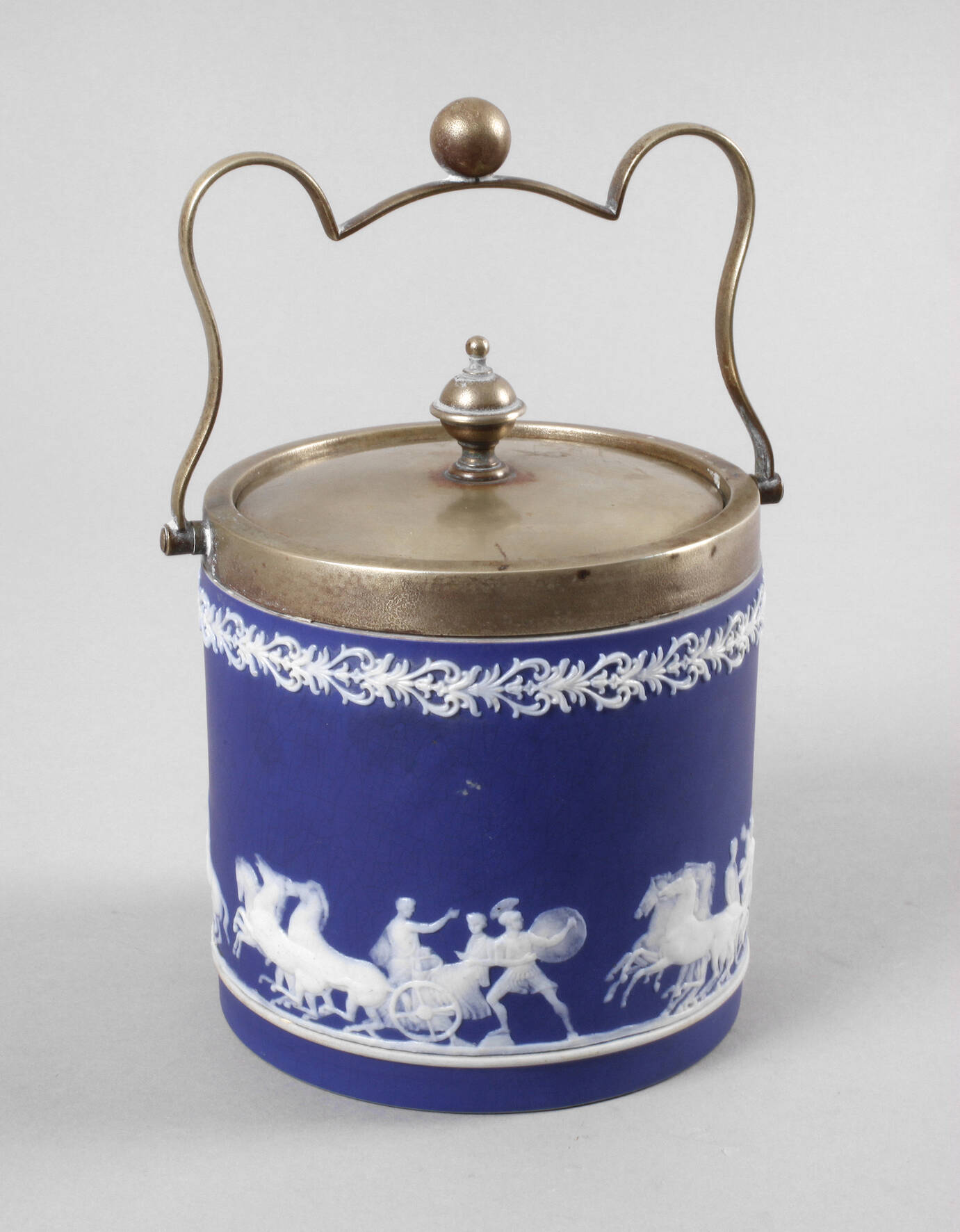 Bonboniere in Wedgwoodmanier