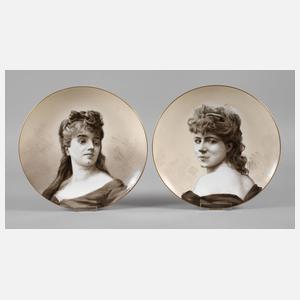 Zwei Wandteller