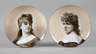Zwei Wandteller
